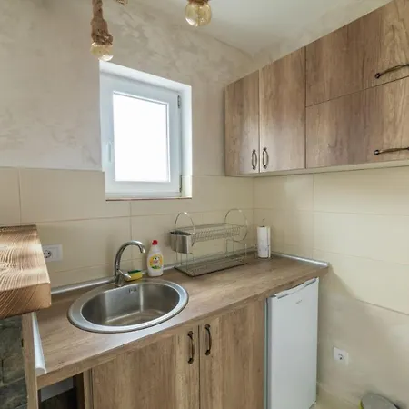 Rustic Luxury - Centre Bid Zone Apartment Valjevo