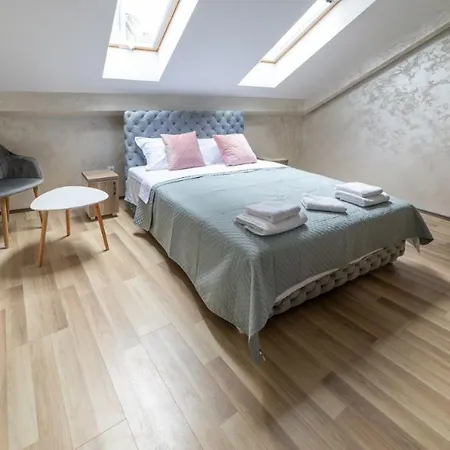 Apartment Rustic Luxury - Centre Bid Zone *