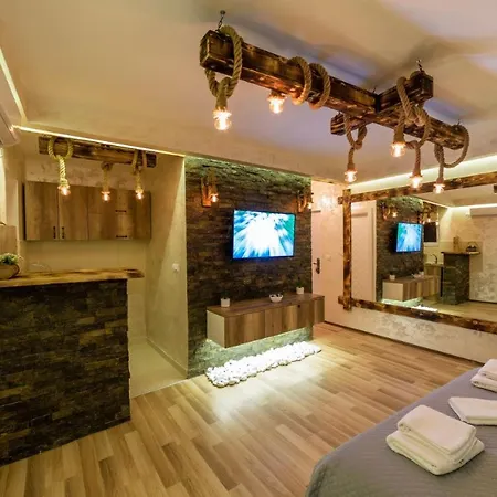 Apartment Rustic Luxury - Centre Bid Zone *